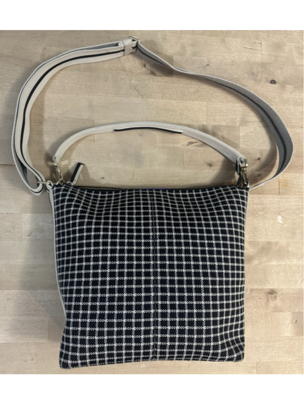 Rothy's womens Mini Bucket Zippered Tote Bag Black And White Checkered - Picture 11 of 14